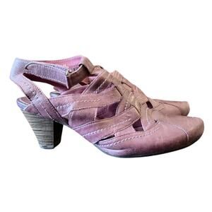 Tamaris Leather Strappy Heels Mules 38 Purple Whimsical Artsy Artisan Ren Faire